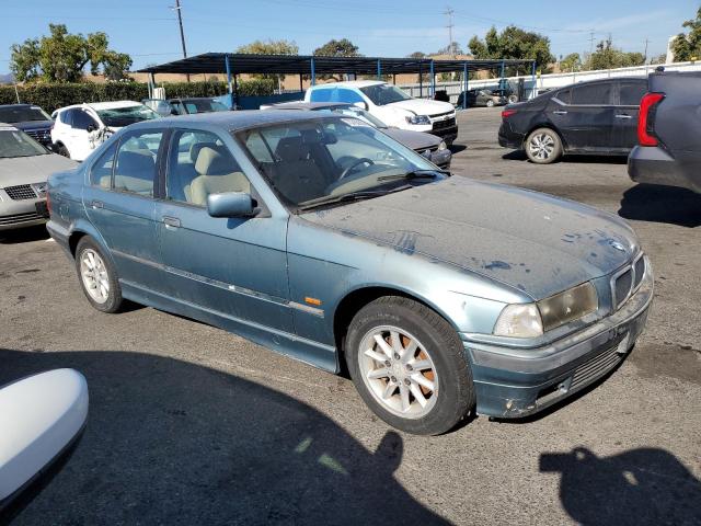 Photo 3 VIN: WBACC9321WEE60236 - BMW 318 I 