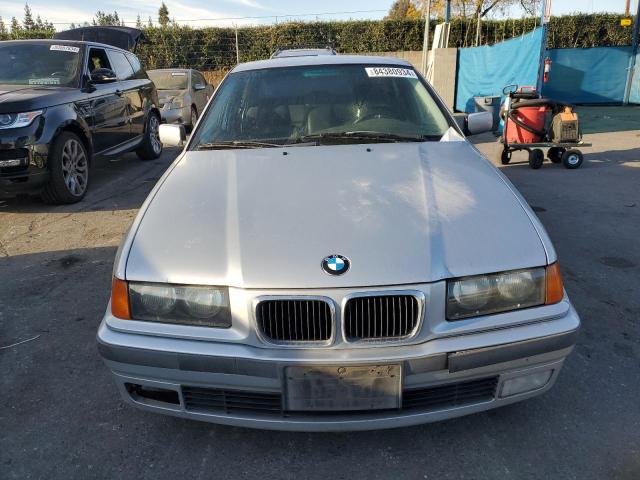 Photo 4 VIN: WBACC9328VEE57445 - BMW 318 I 