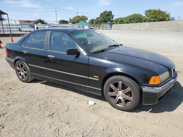 Photo 3 VIN: WBACC932XVEE58919 - BMW 318 I 