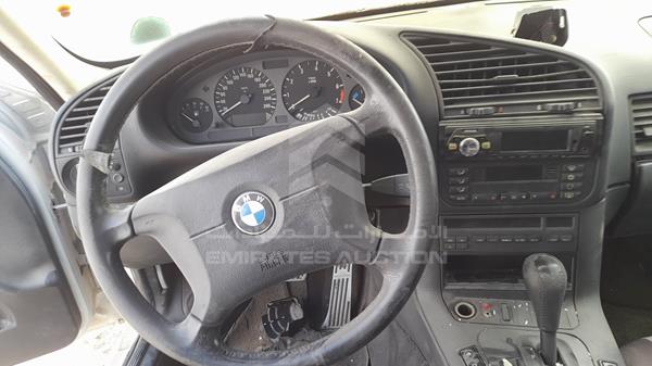 Photo 13 VIN: WBACD21040AU61401 - BMW 328I 