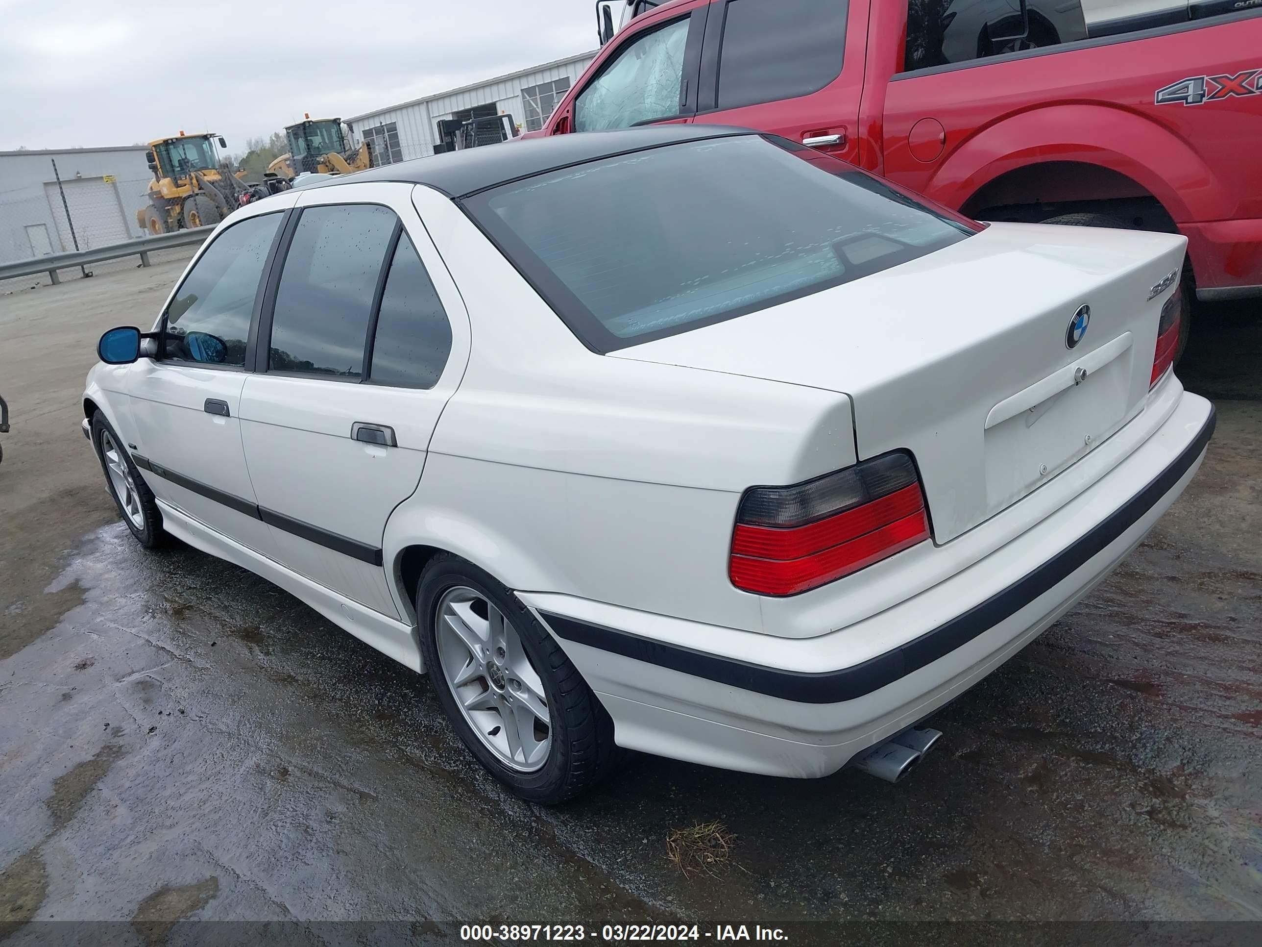 Photo 2 VIN: WBACD4321VAV46150 - BMW 3ER 