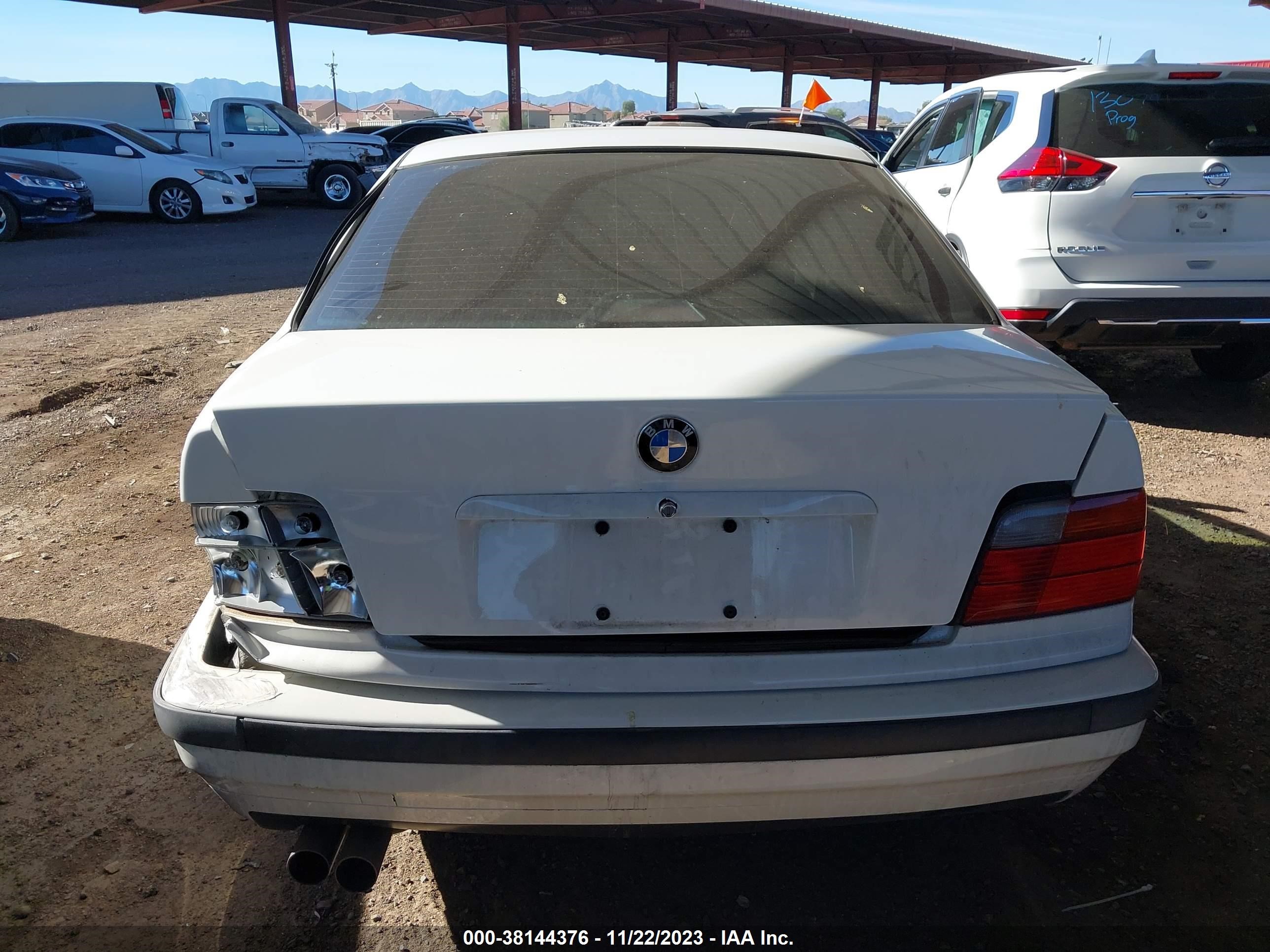 Photo 5 VIN: WBACD4322TAV38426 - BMW 3ER 