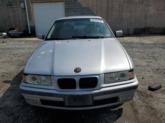 Photo 4 VIN: WBACD4328WAV63156 - BMW 3 SERIES 