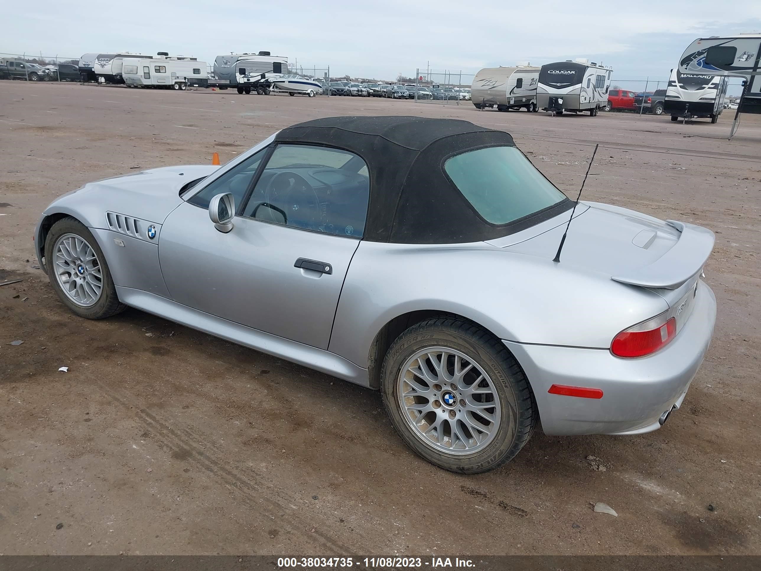 Photo 2 VIN: WBACH3342YLF72039 - BMW Z3 