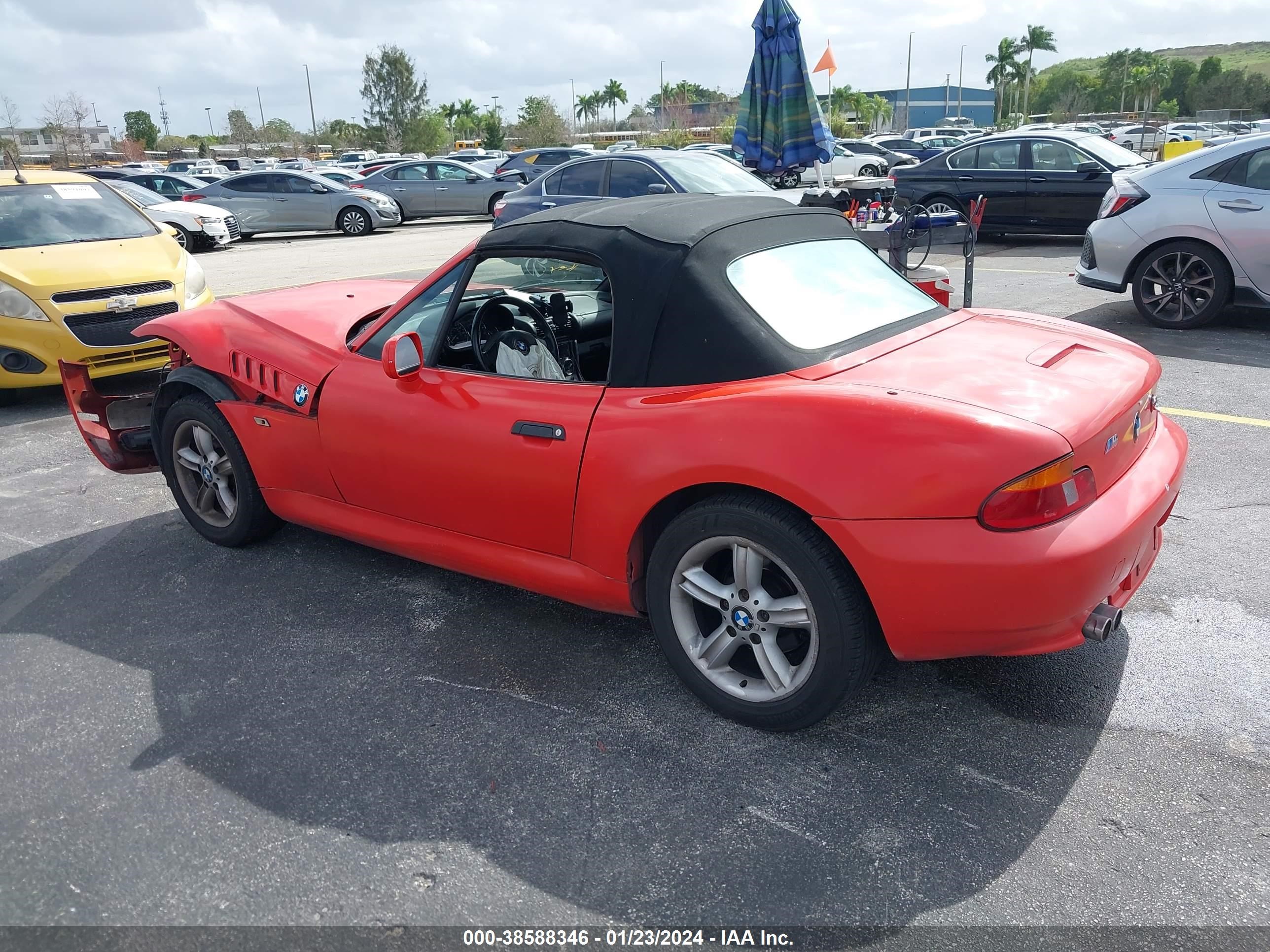 Photo 2 VIN: WBACH9340YLF89814 - BMW Z3 