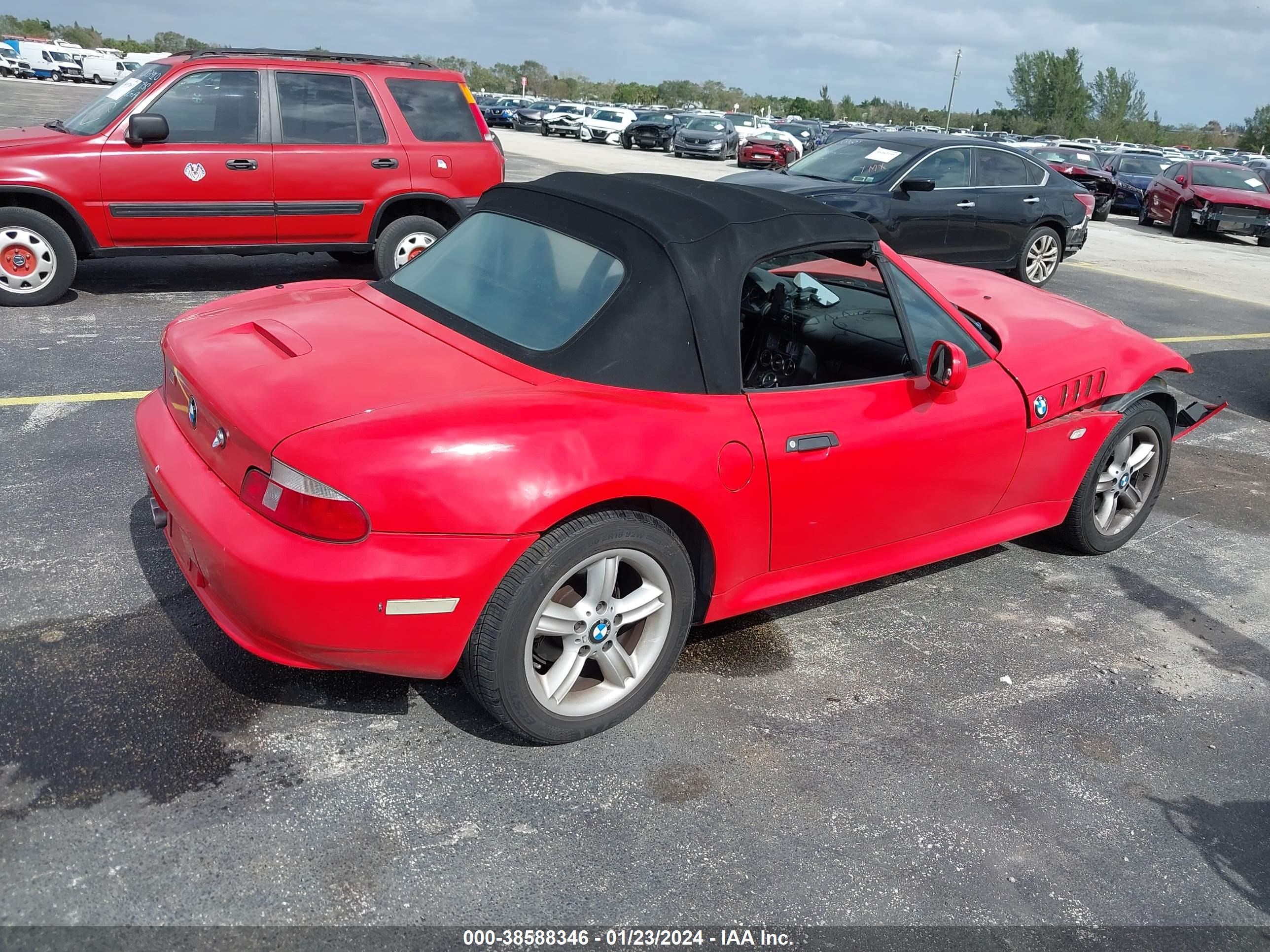 Photo 3 VIN: WBACH9340YLF89814 - BMW Z3 