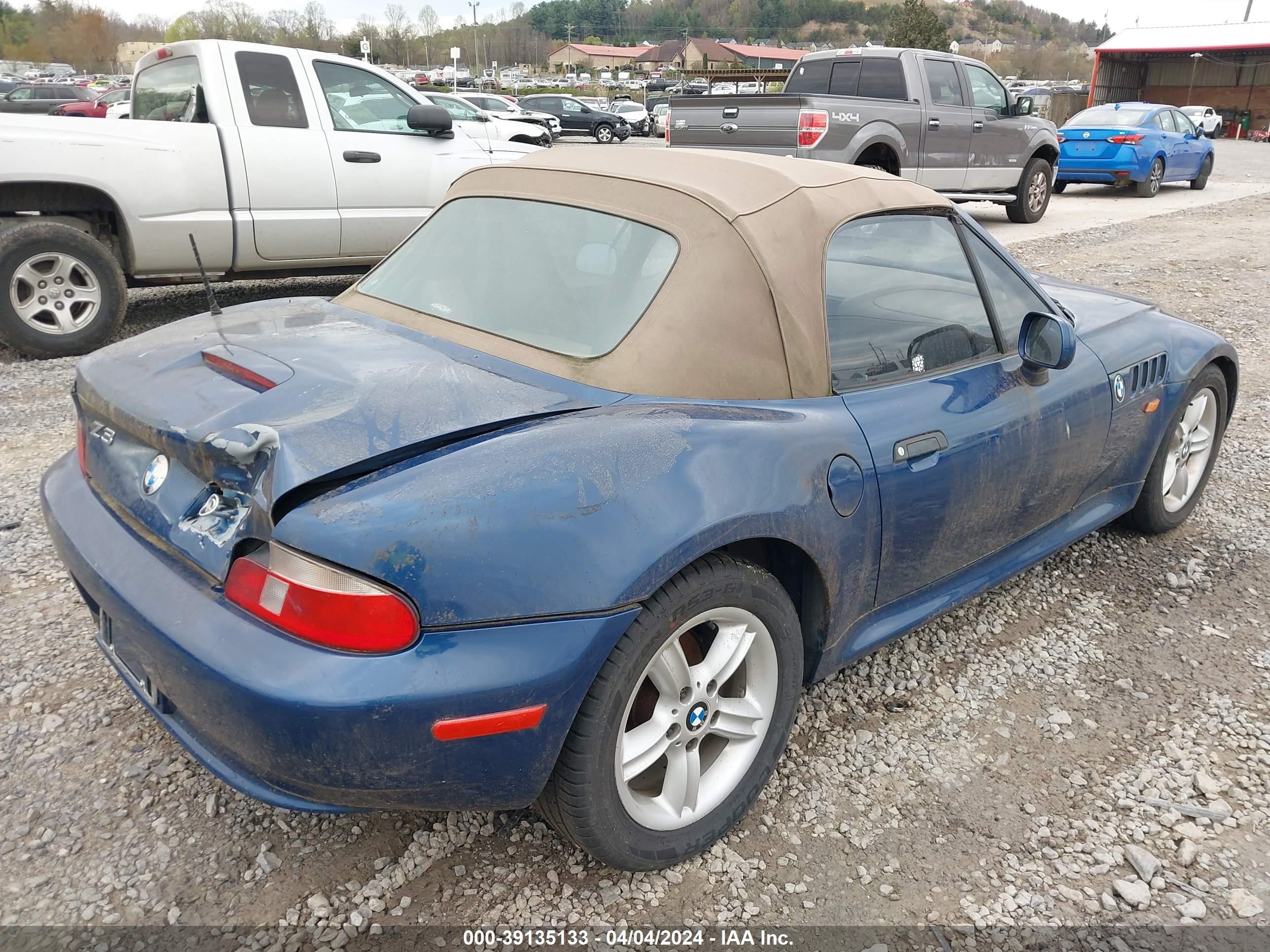 Photo 3 VIN: WBACH9345YLF89565 - BMW Z3 