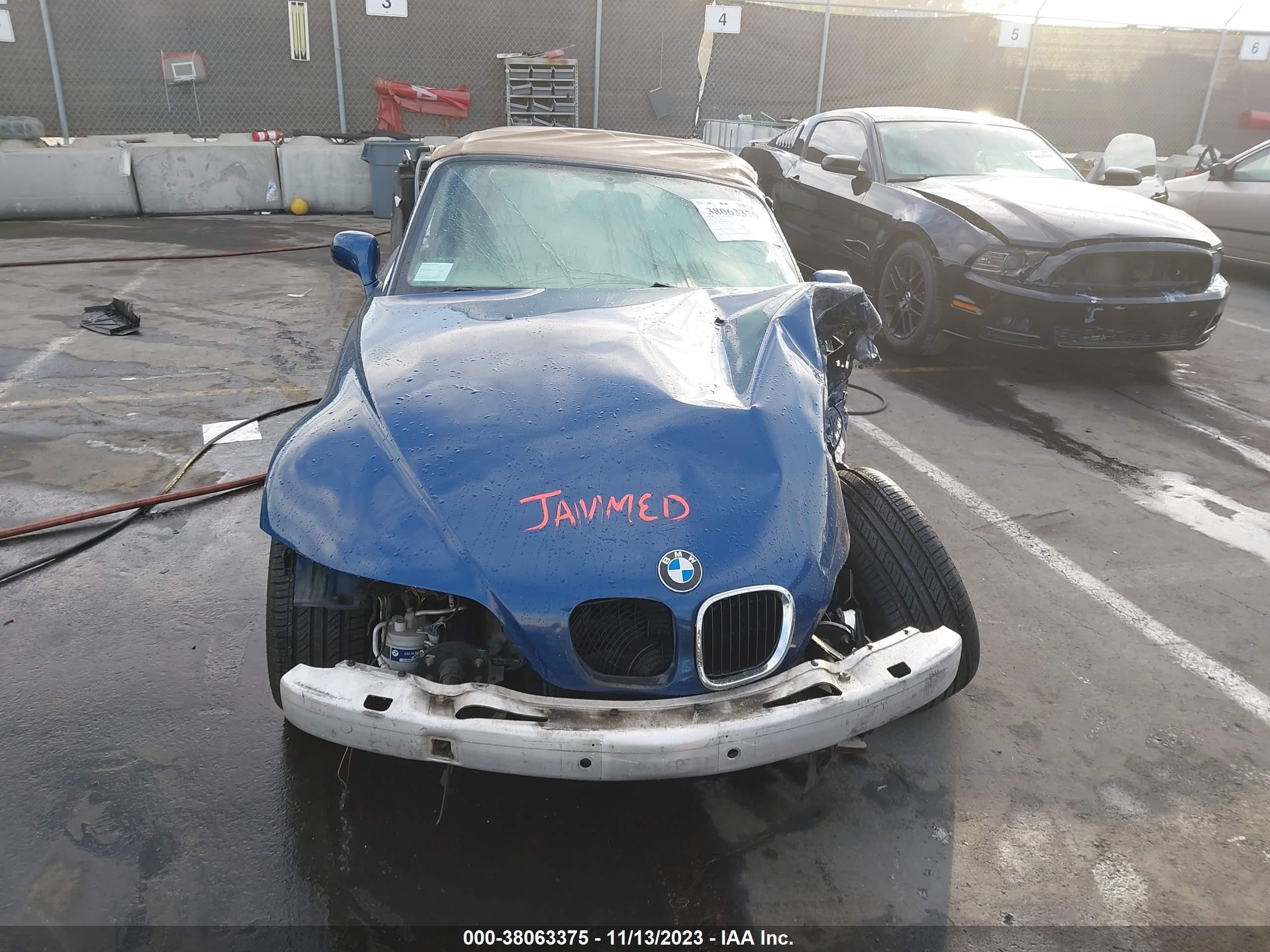 Photo 12 VIN: WBACH9345YLM92704 - BMW Z3 