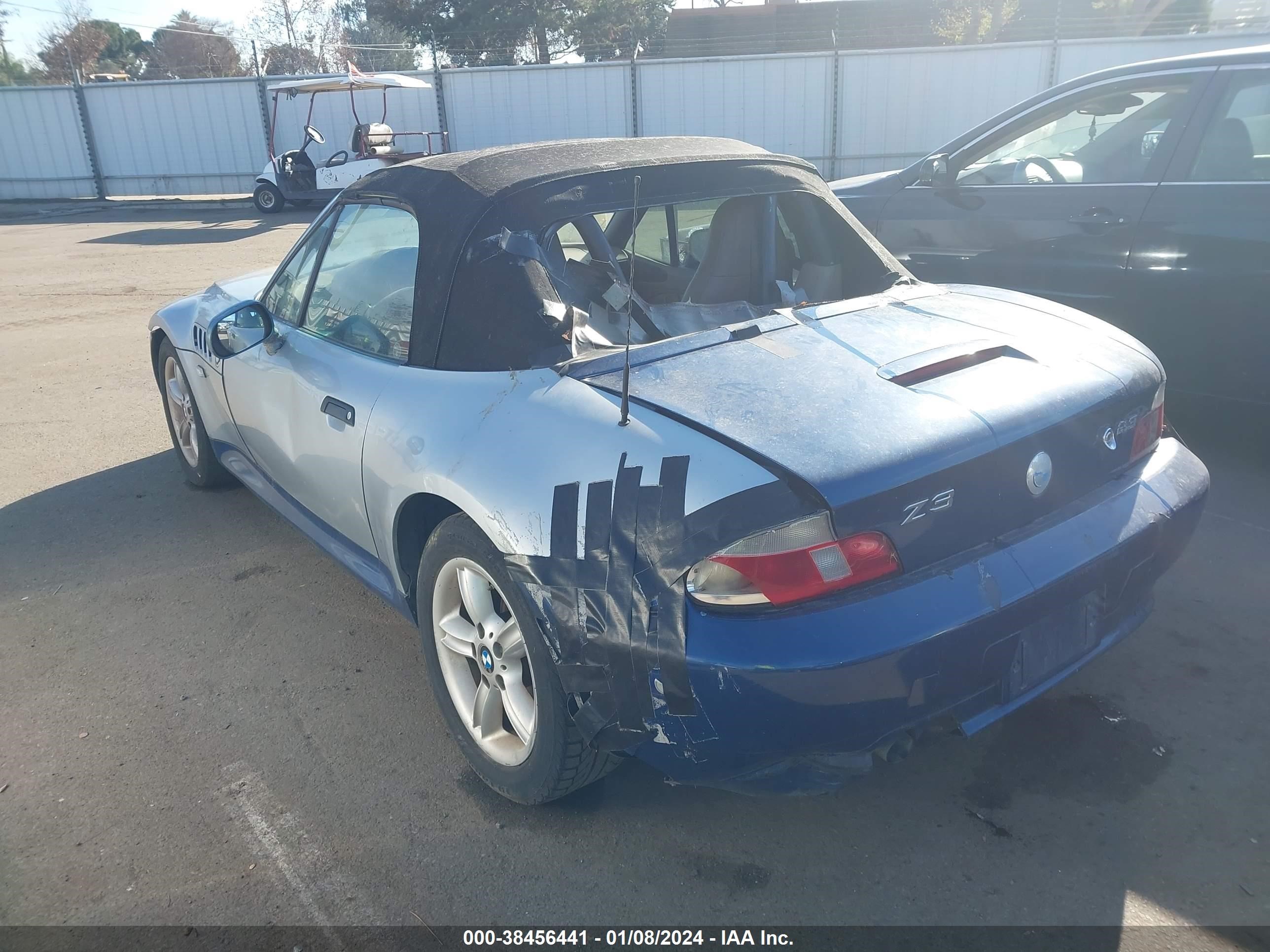 Photo 2 VIN: WBACH9346YLF91261 - BMW Z3 