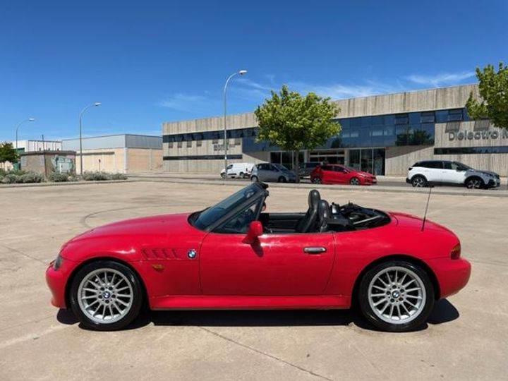 Photo 2 VIN: WBACJ11040LA71313 - BMW Z3 CONVERTIBLE 