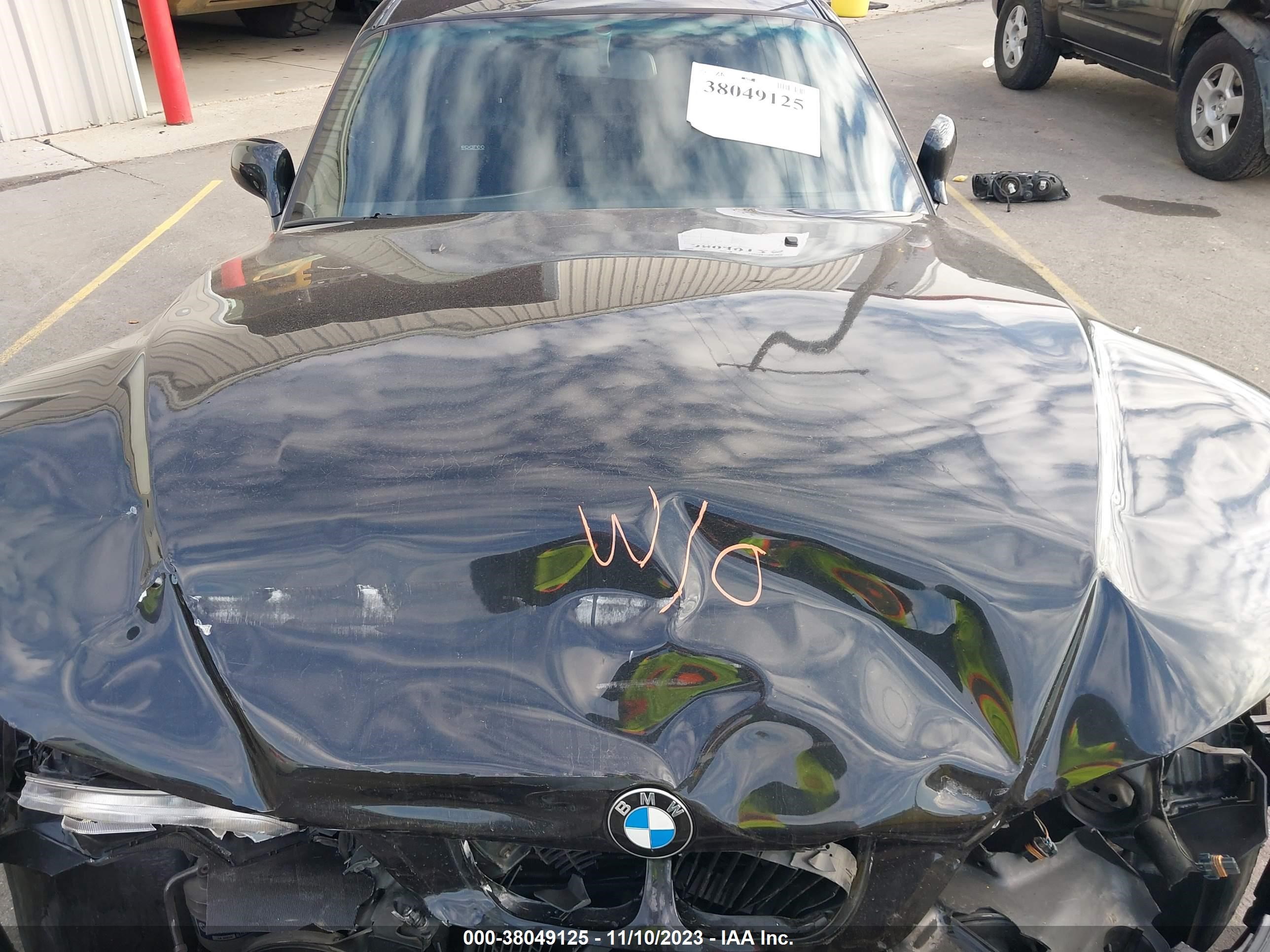 Photo 9 VIN: WBACK73431LJ15137 - BMW Z3 