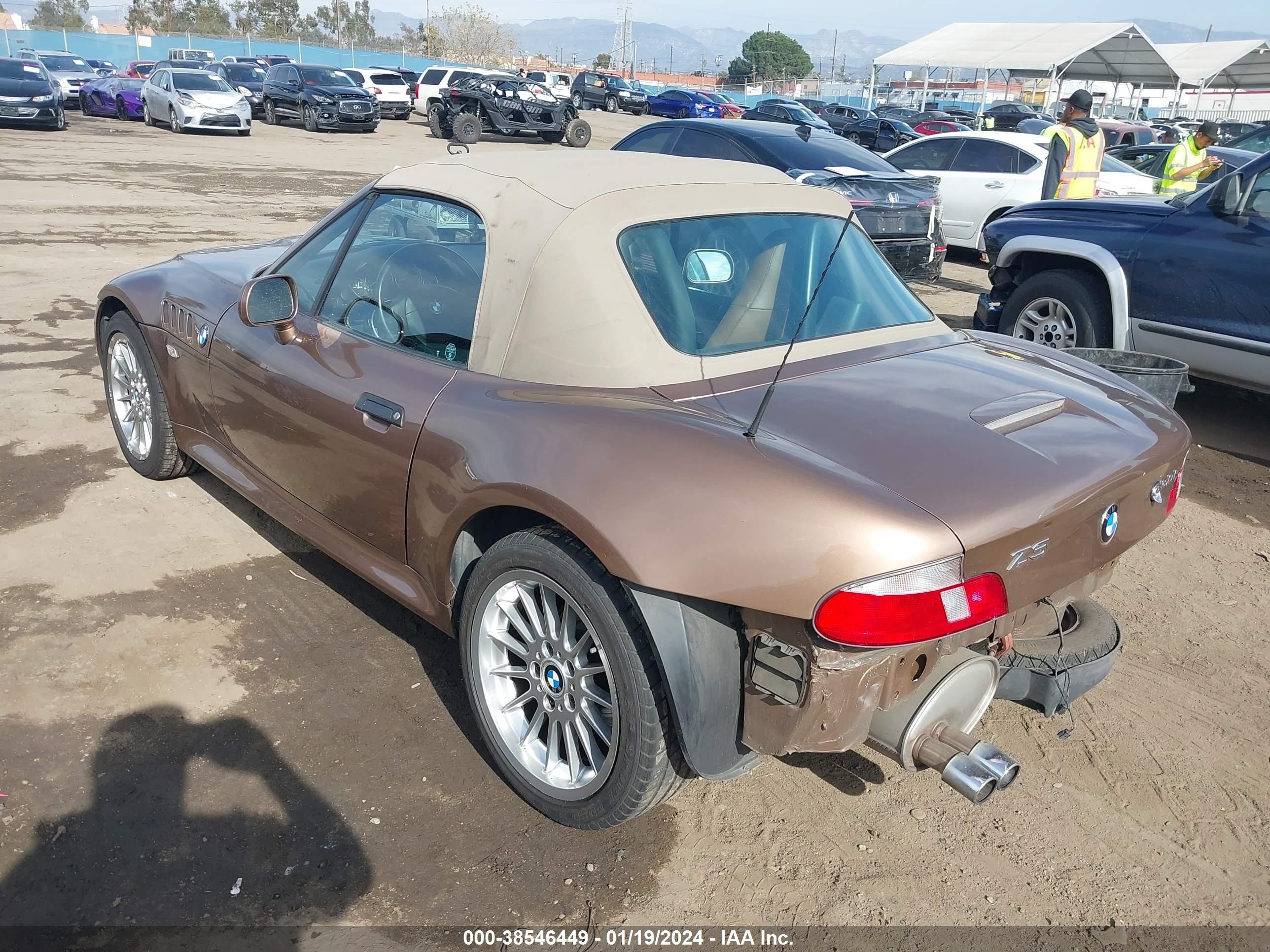 Photo 2 VIN: WBACN53461LL48330 - BMW Z3 