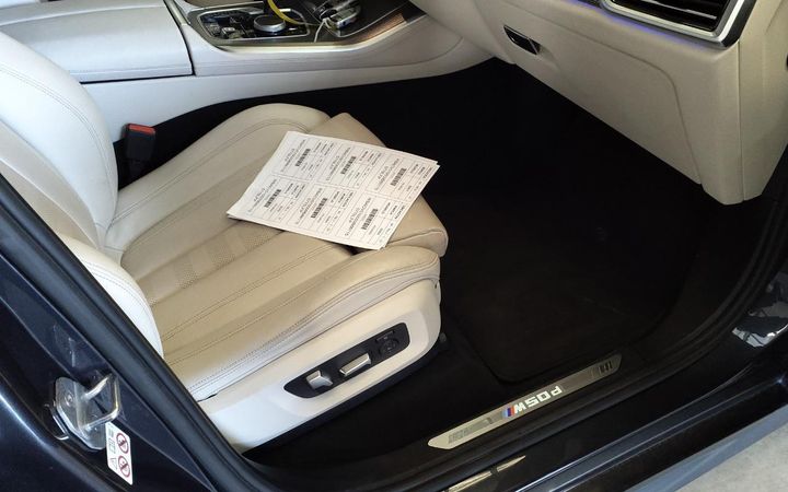 Photo 5 VIN: WBACV010009B86115 - BMW X5 