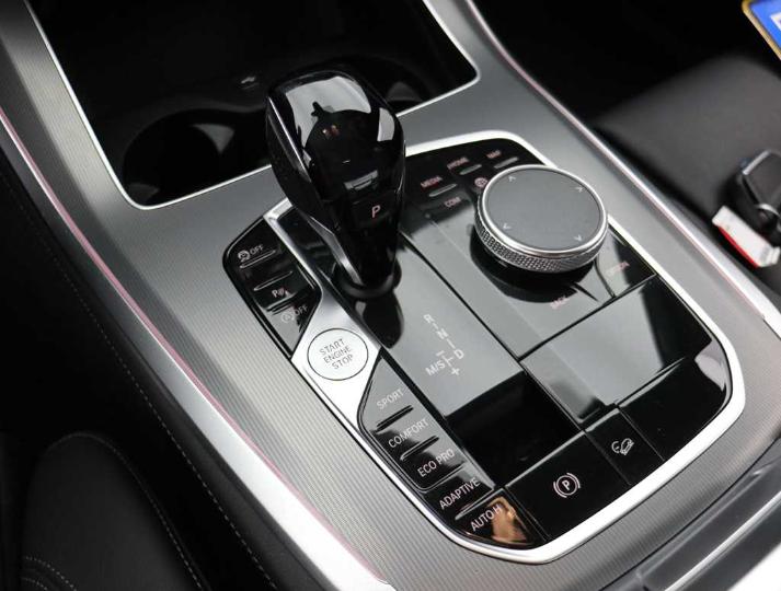 Photo 19 VIN: WBACV61070LJ83988 - BMW X5 18 