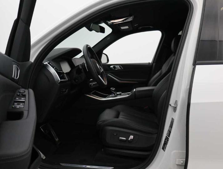 Photo 6 VIN: WBACV61070LJ83988 - BMW X5 18 