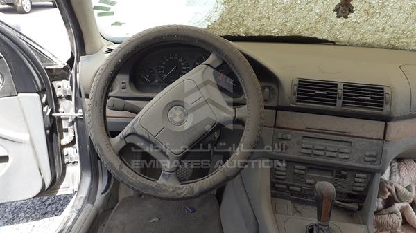 Photo 11 VIN: WBADD41090BT33679 - BMW 523I 