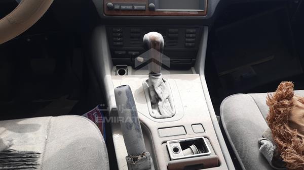 Photo 15 VIN: WBADD61030BR41015 - BMW 528 I 