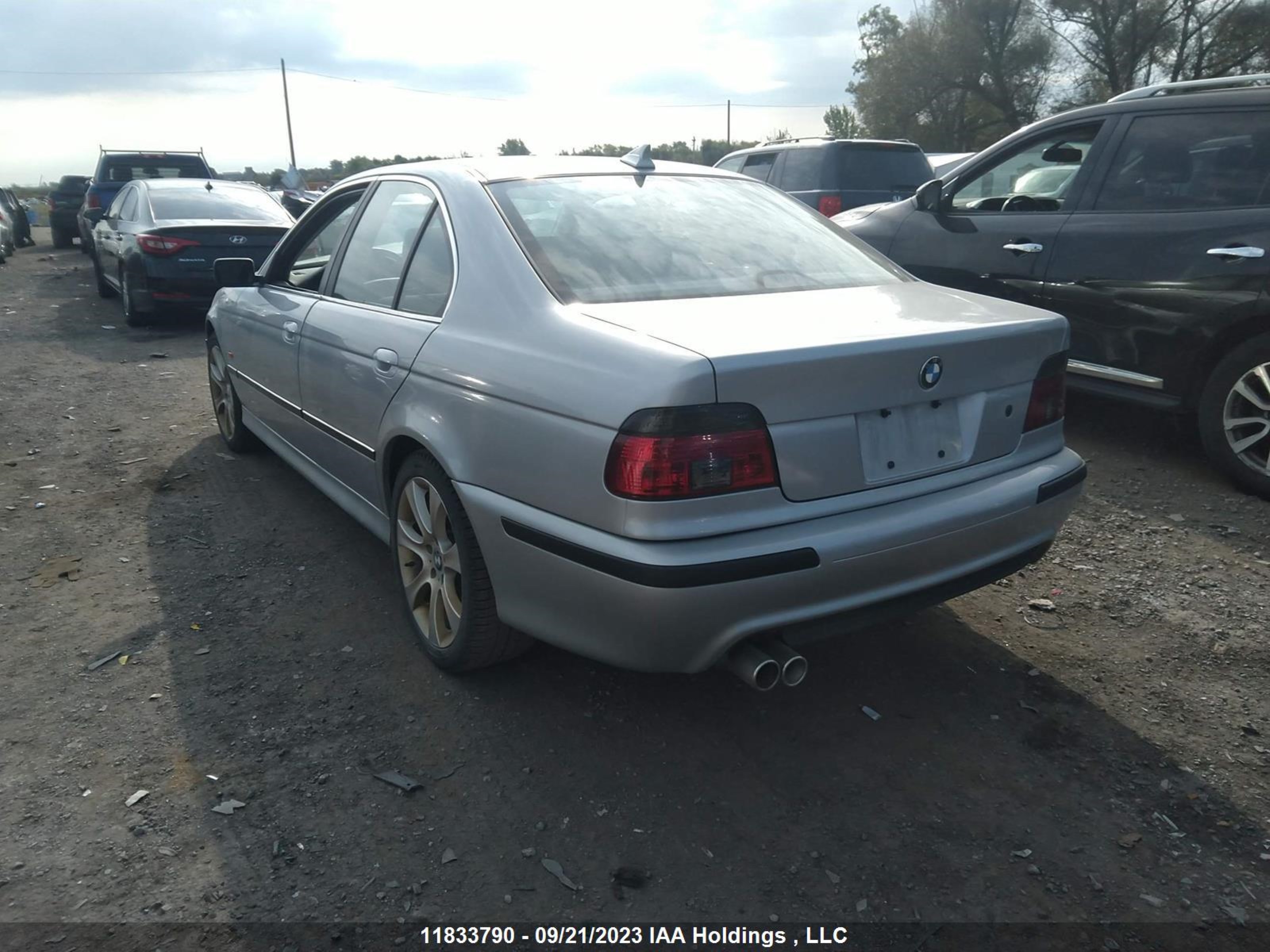 Photo 2 VIN: WBADD6320WBW45098 - BMW 5ER 