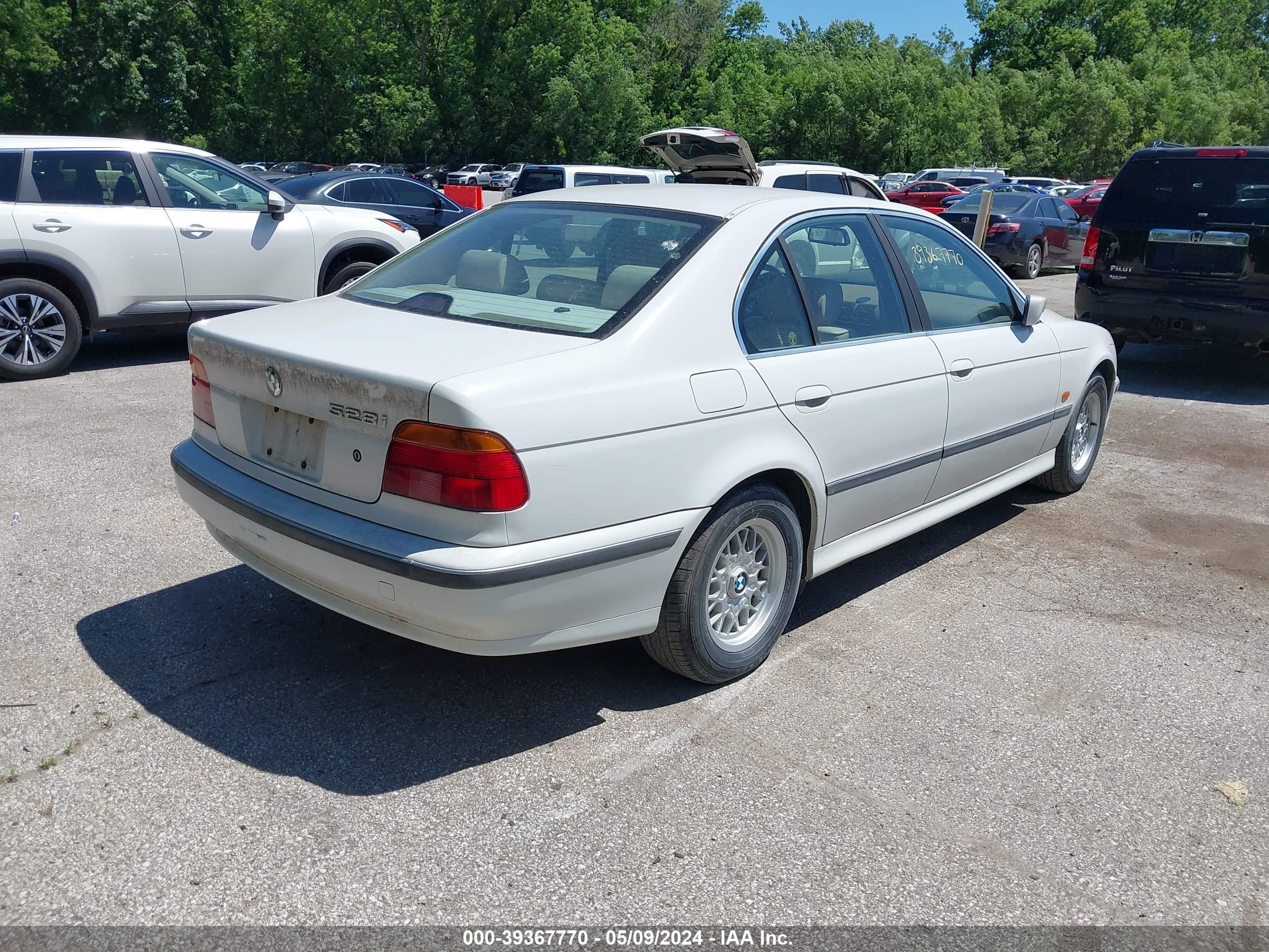 Photo 3 VIN: WBADD6321VBW25294 - BMW 5ER 