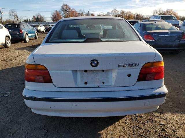 Photo 5 VIN: WBADD6322WBW32367 - BMW 5 SERIES 