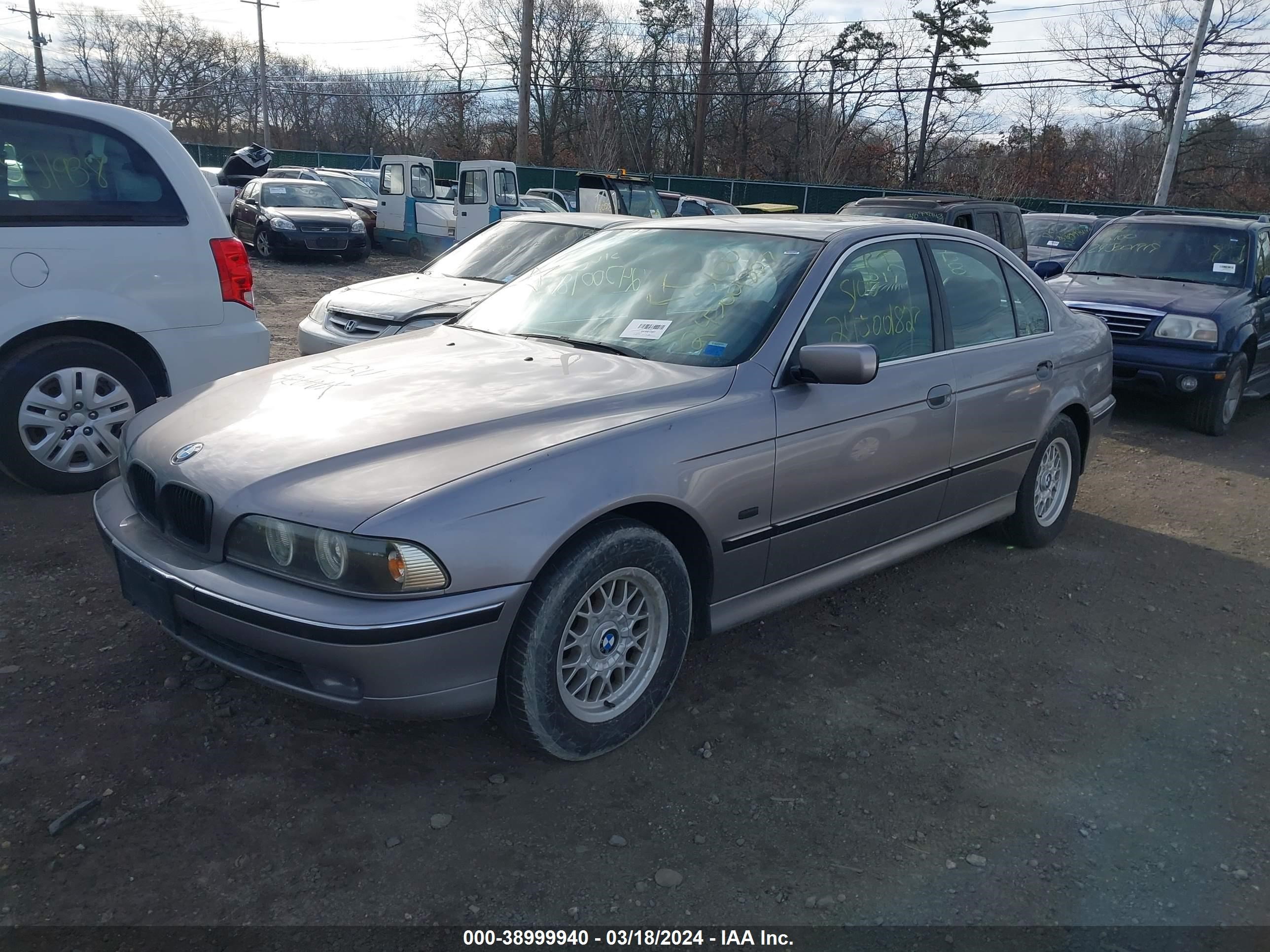 Photo 1 VIN: WBADD6327WBW43221 - BMW 5ER 