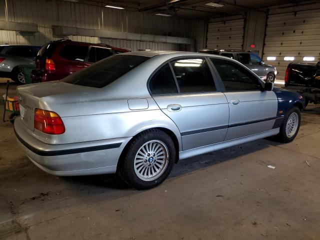 Photo 2 VIN: WBADE5323WBV93022 - BMW 5 SERIES 