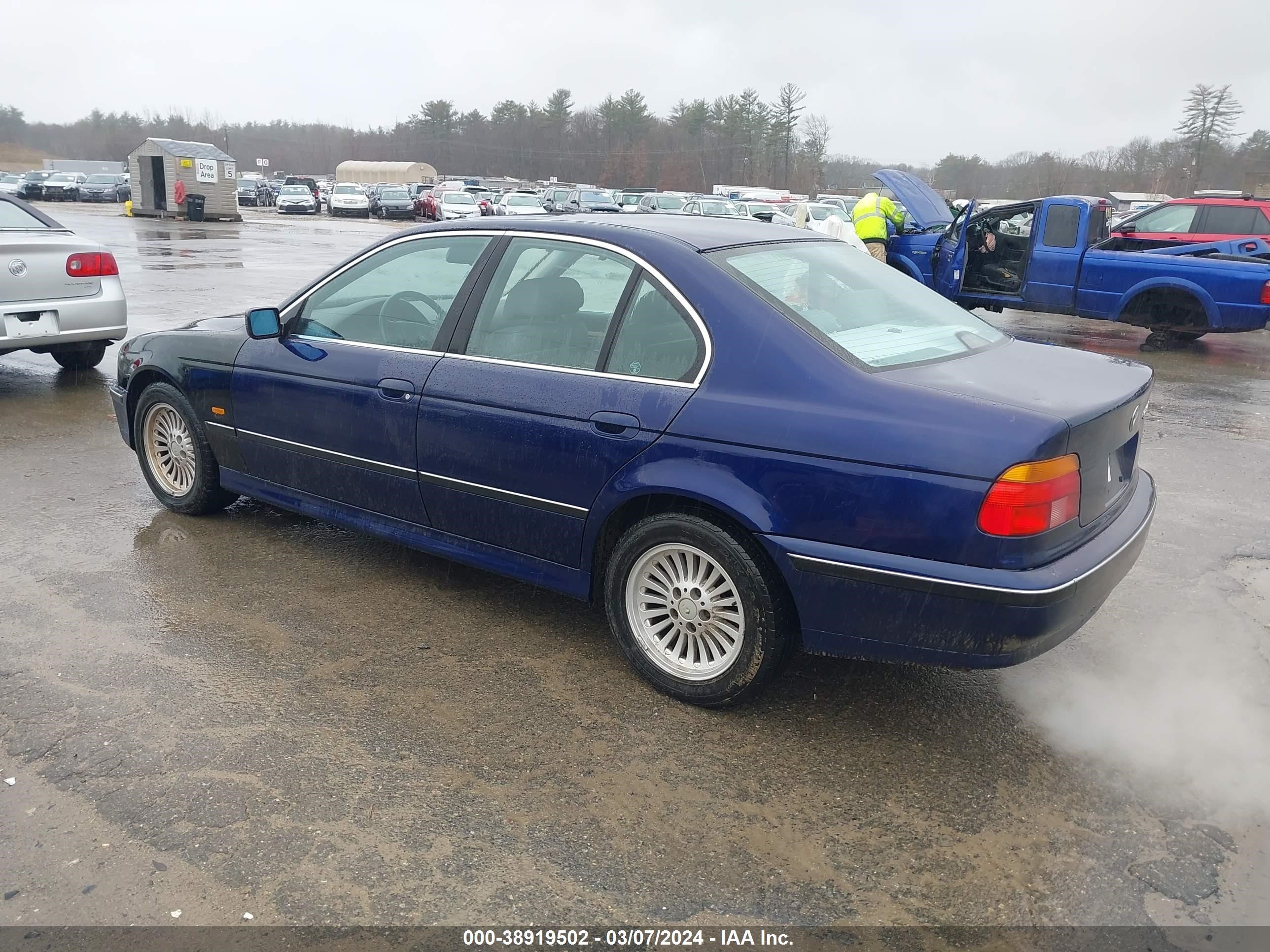 Photo 2 VIN: WBADE6324VBW53507 - BMW 5ER 