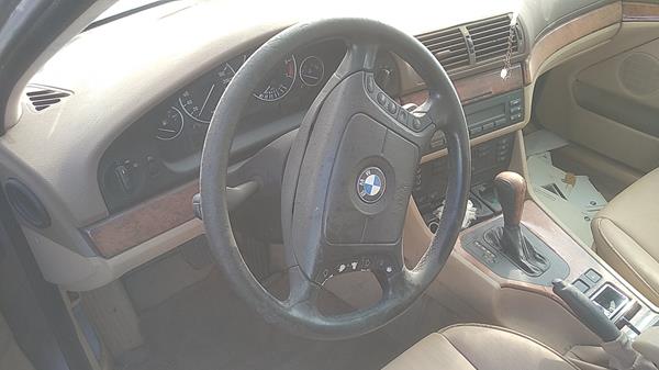 Photo 11 VIN: WBADM4104YGM13888 - BMW 523I 