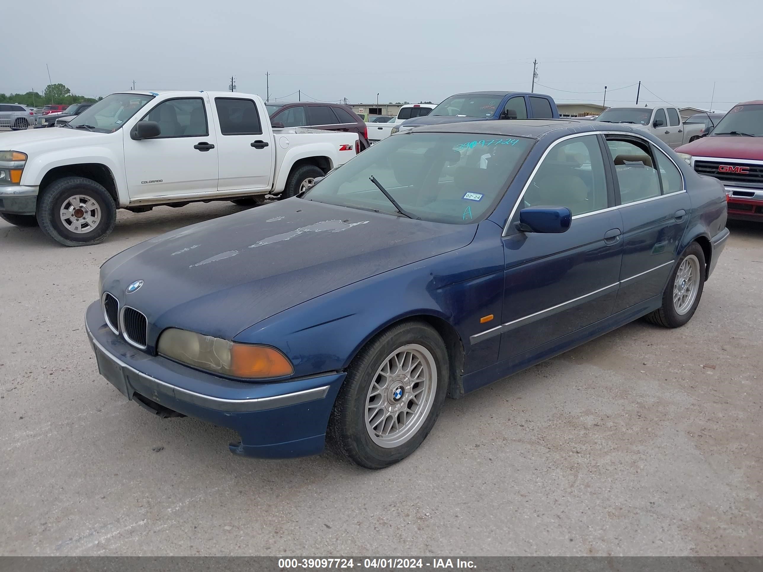 Photo 1 VIN: WBADM6330XBY27104 - BMW 5ER 