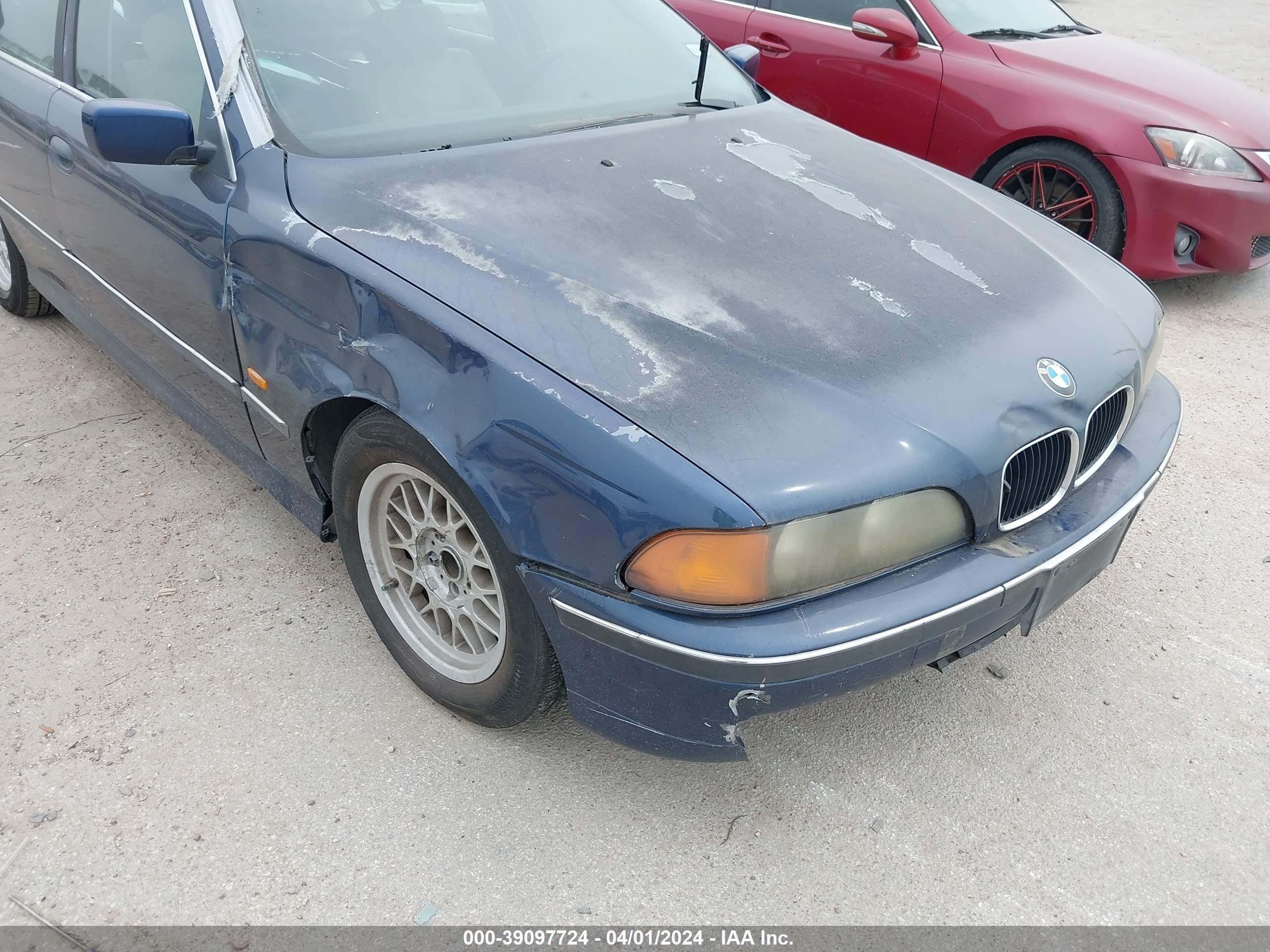 Photo 5 VIN: WBADM6330XBY27104 - BMW 5ER 