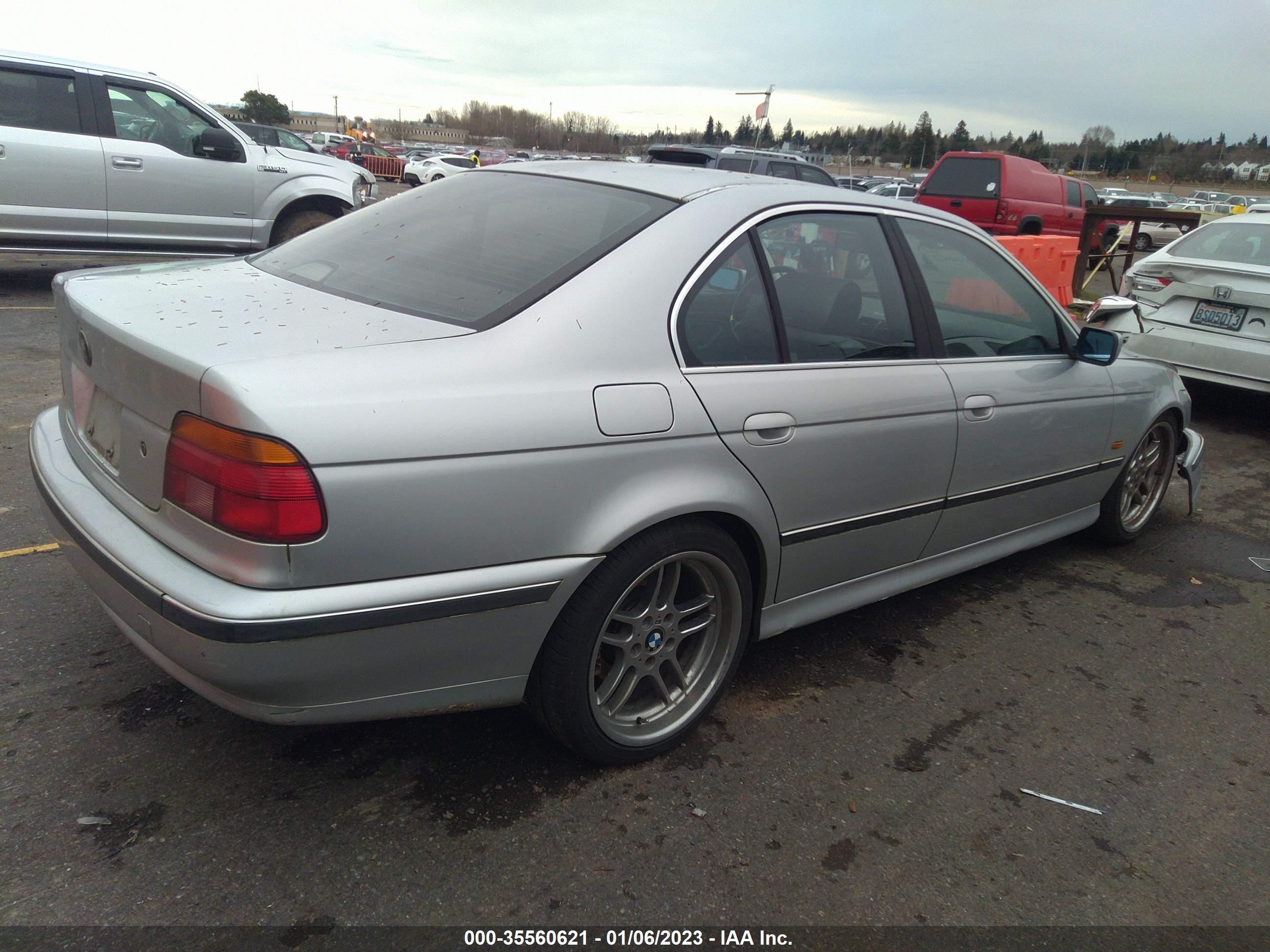 Photo 3 VIN: WBADM6333XBY23497 - BMW 5ER 