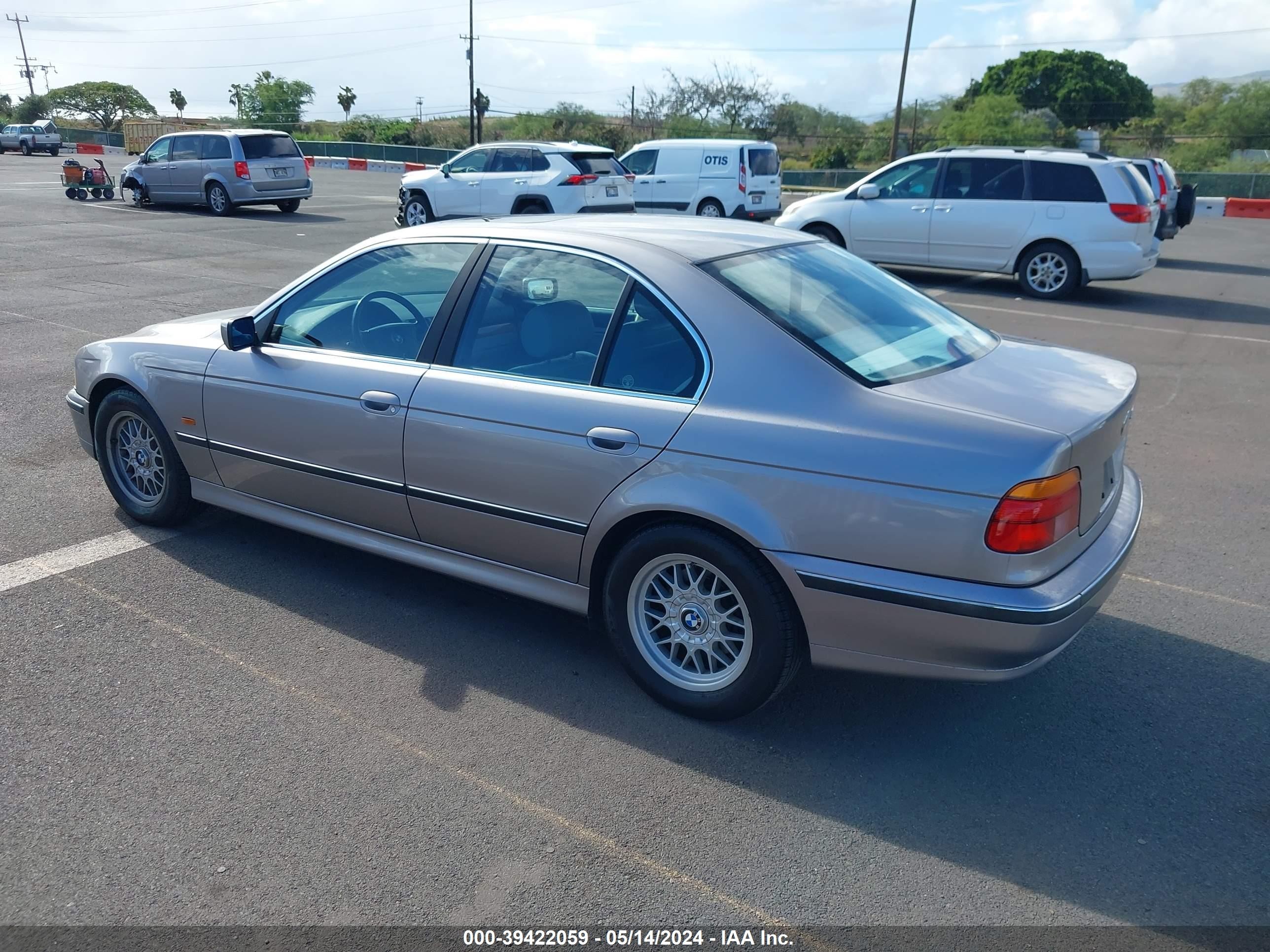 Photo 2 VIN: WBADM6335XBY23971 - BMW 5ER 