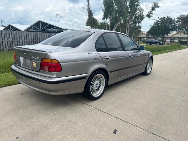 Photo 3 VIN: WBADM6346XGU01087 - BMW 528 I AUTO 