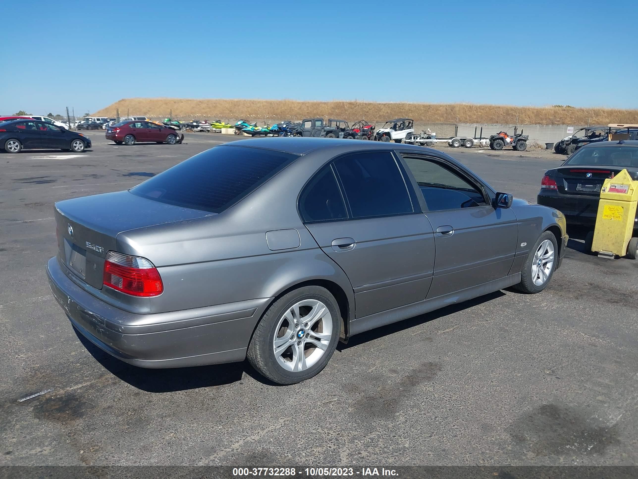 Photo 3 VIN: WBADN634X2GM74906 - BMW 5ER 