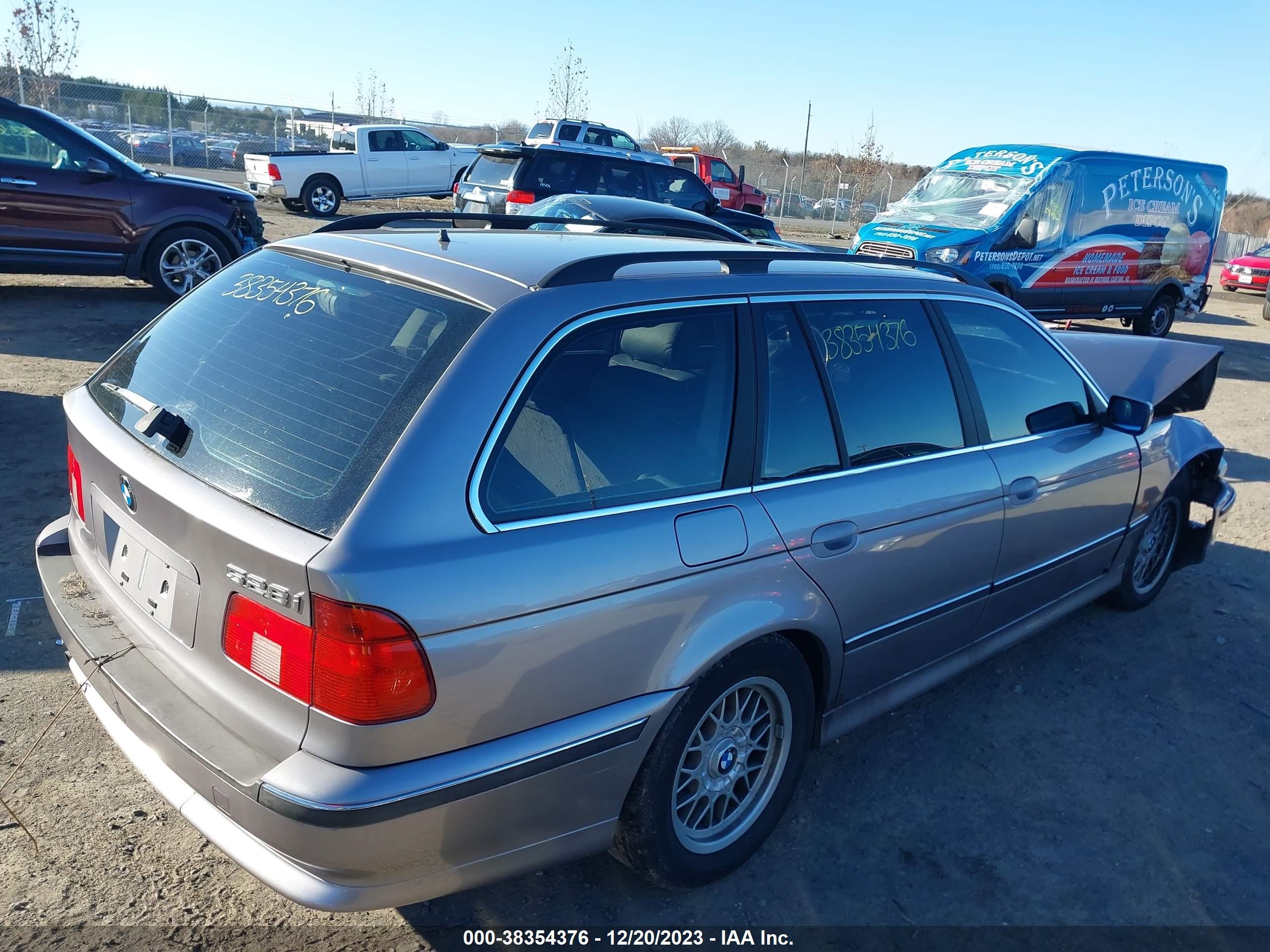 Photo 3 VIN: WBADP6339XBV61816 - BMW 5ER 