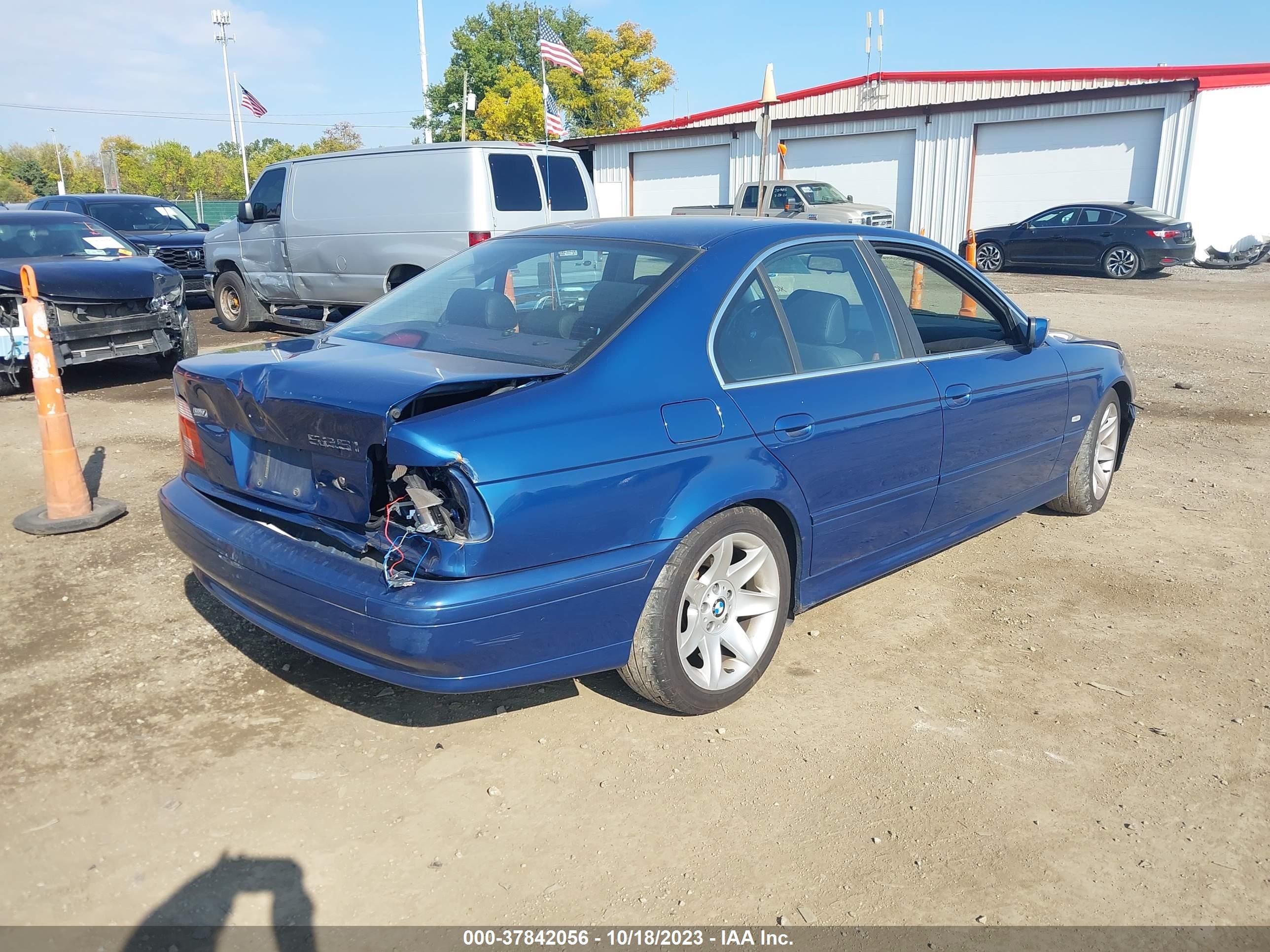 Photo 3 VIN: WBADT33402GF42122 - BMW 5ER 