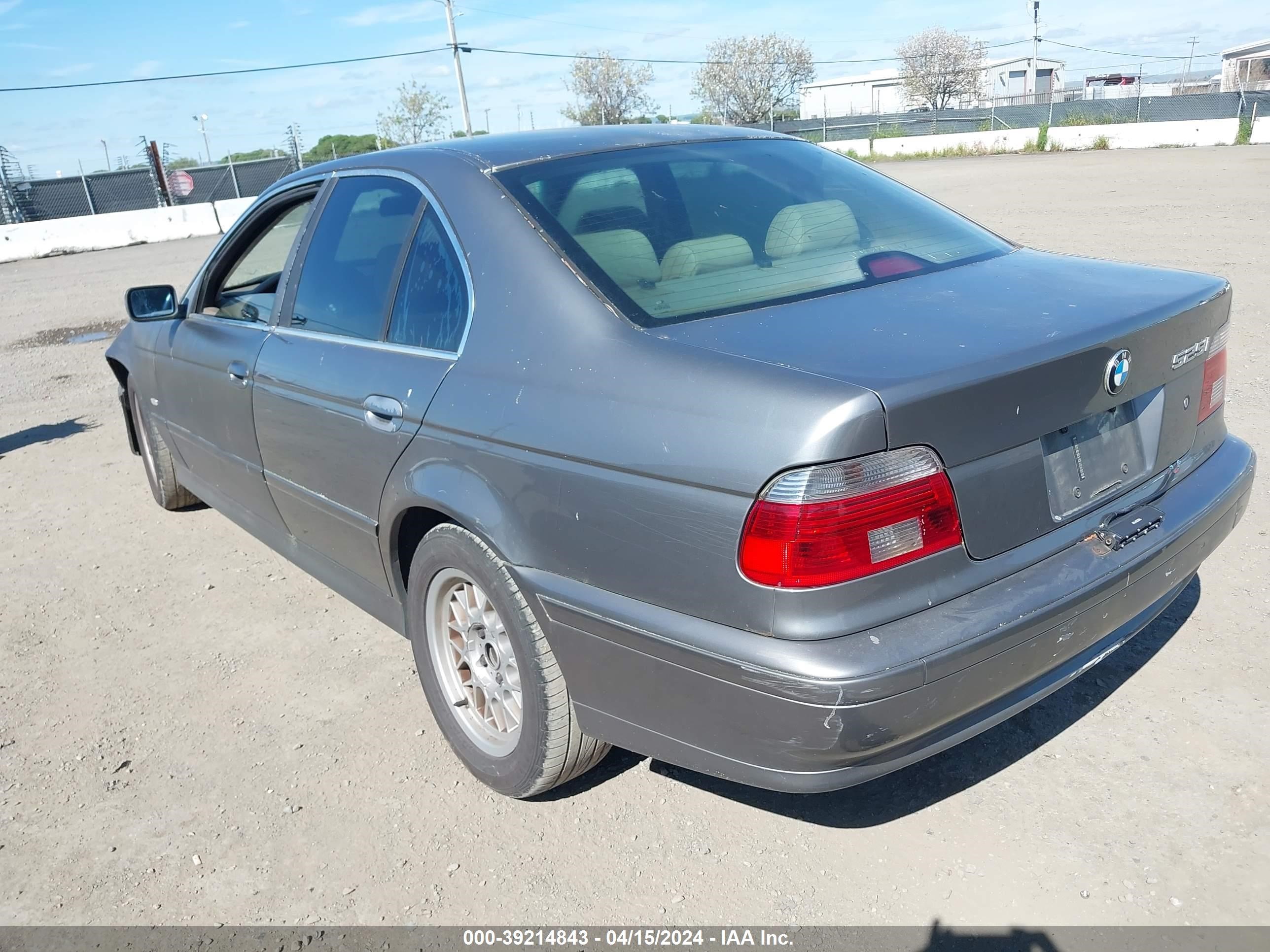 Photo 2 VIN: WBADT43472GY95363 - BMW 5ER 