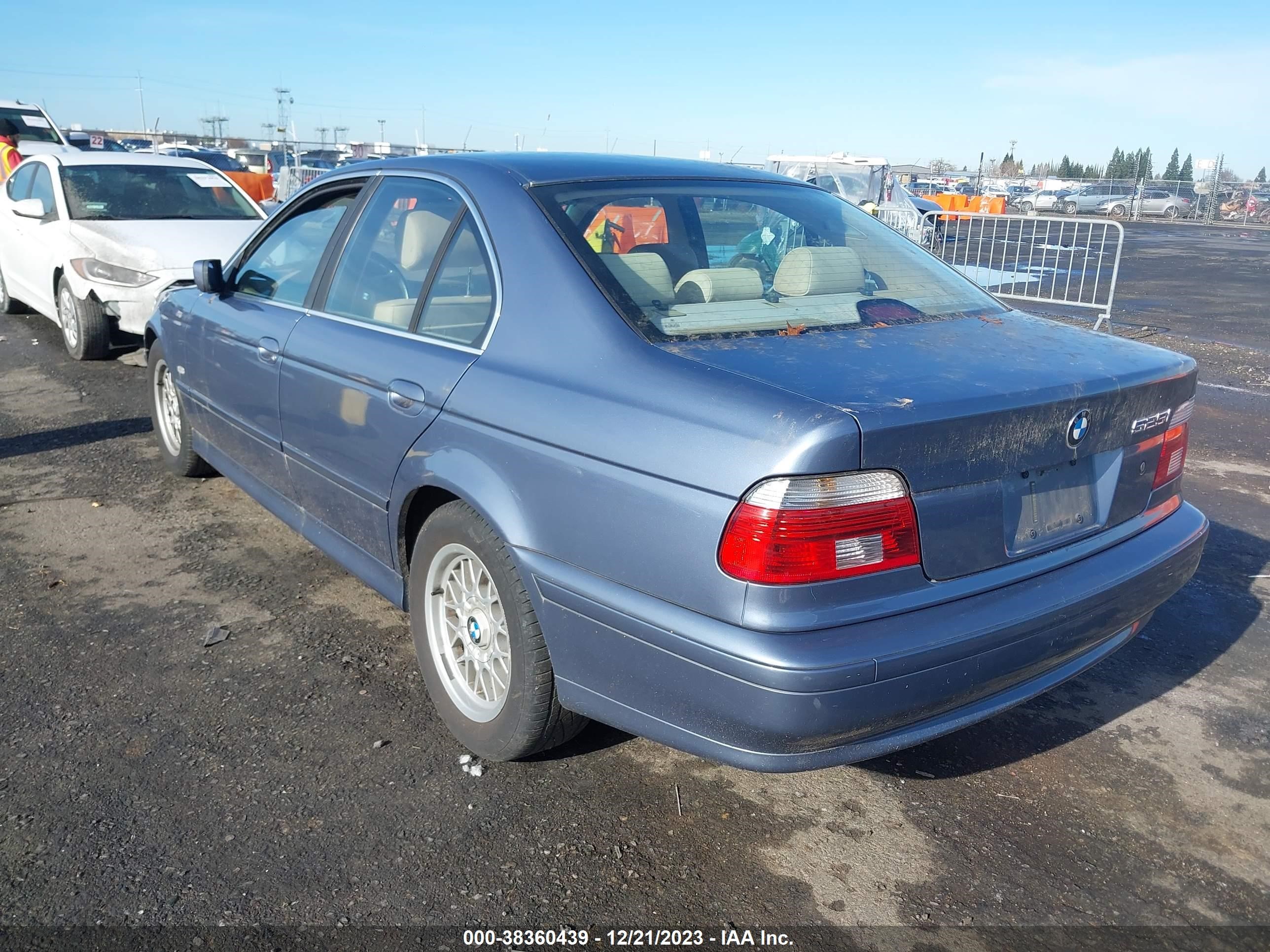 Photo 2 VIN: WBADT43492GY44334 - BMW 5ER 