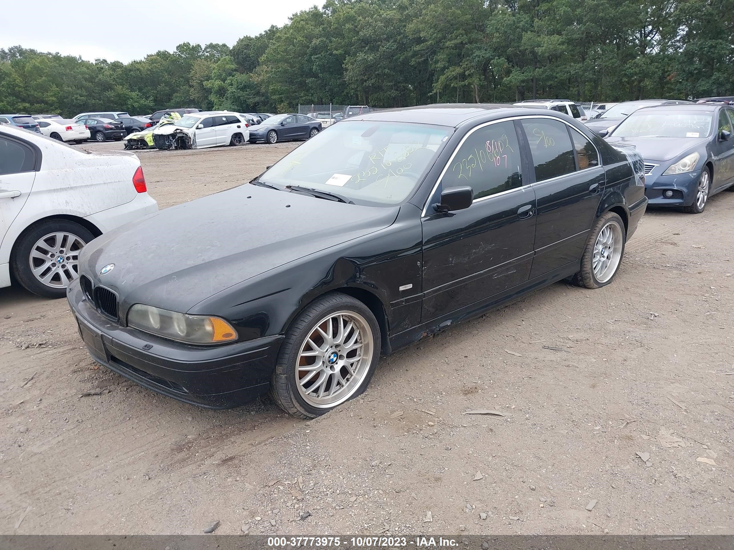 Photo 1 VIN: WBADT53453CE94637 - BMW 5ER 