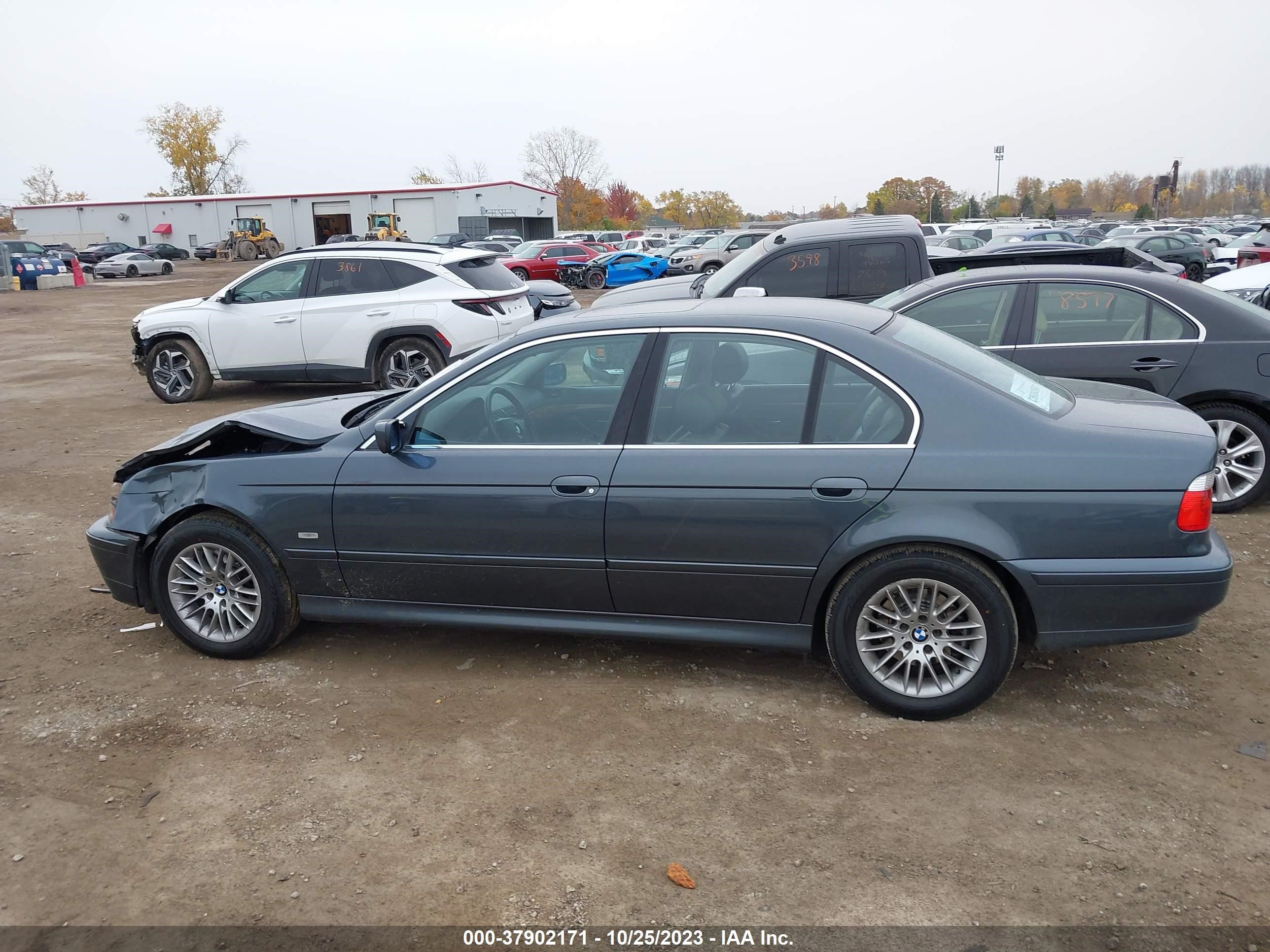 Photo 13 VIN: WBADT63471CF00697 - BMW 5ER 