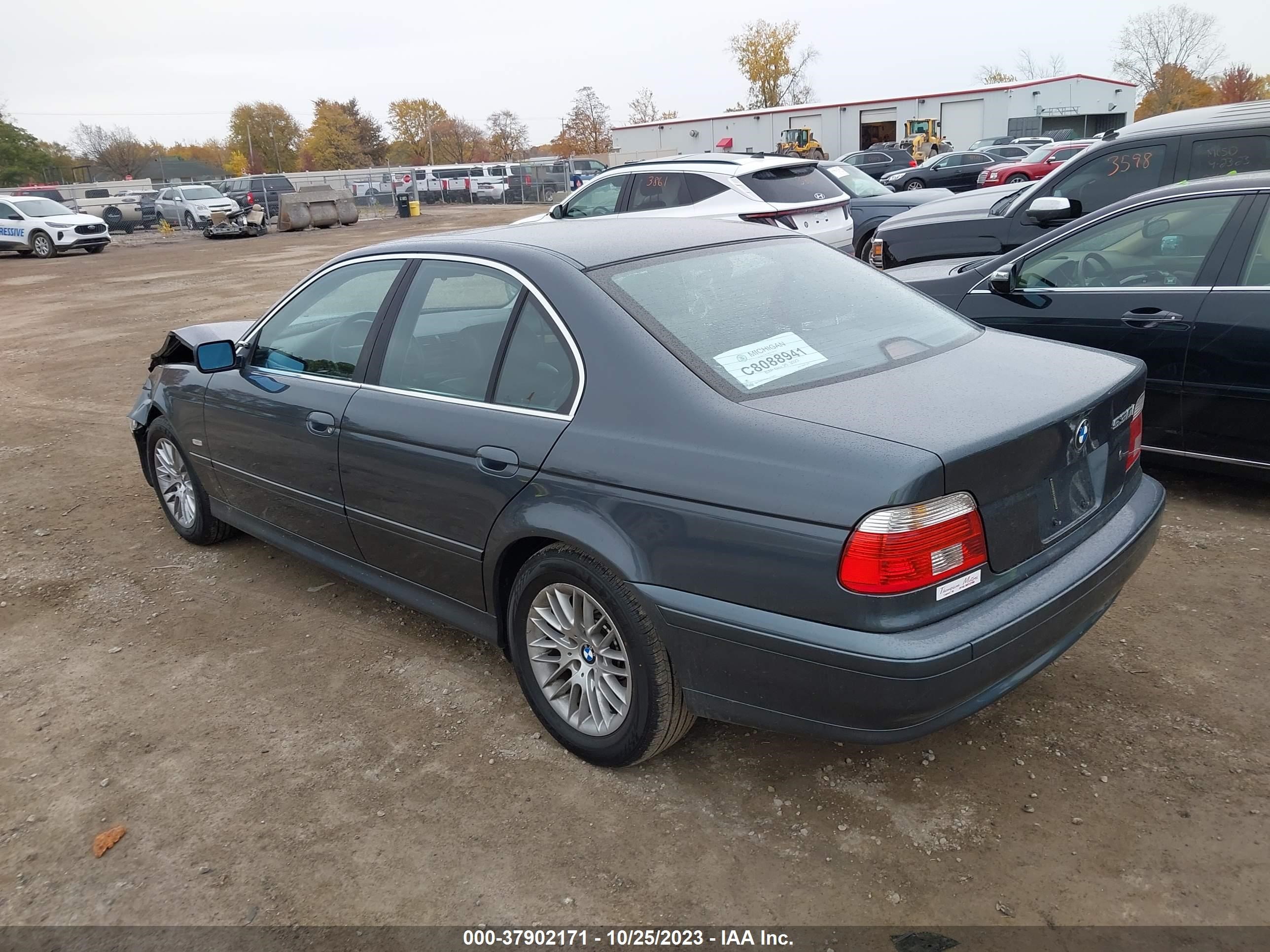 Photo 2 VIN: WBADT63471CF00697 - BMW 5ER 