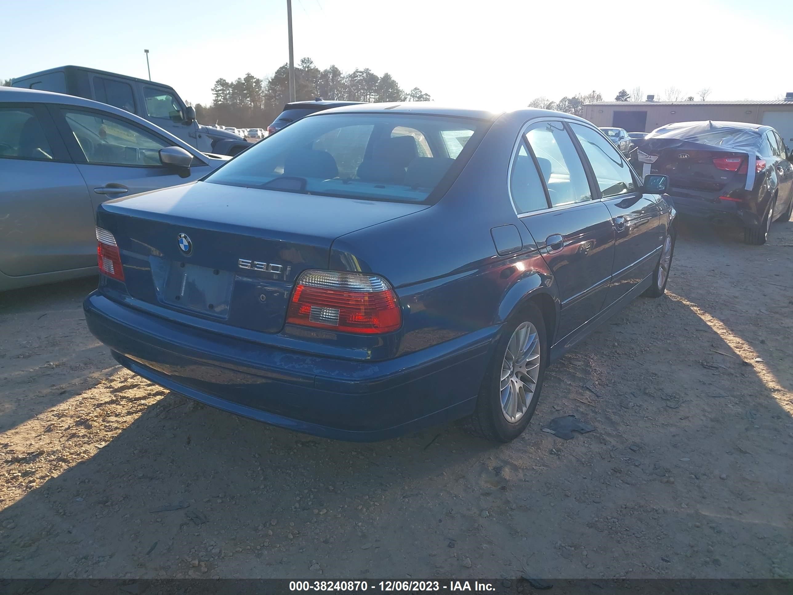 Photo 3 VIN: WBADT634X2CK27222 - BMW 5ER 