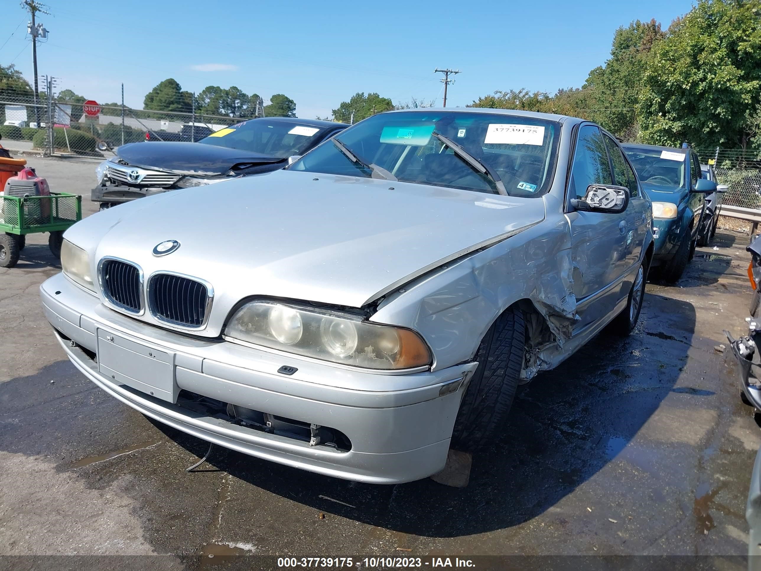 Photo 1 VIN: WBADT634X3CK35242 - BMW 5ER 