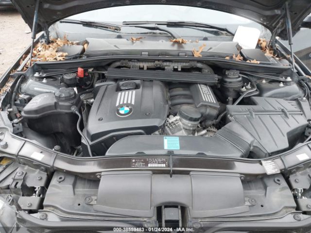 Photo 9 VIN: WBADW3C50CE822732 - BMW 328I 