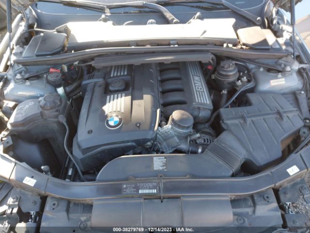 Photo 9 VIN: WBADW3C50CE823282 - BMW 3 SERIES 