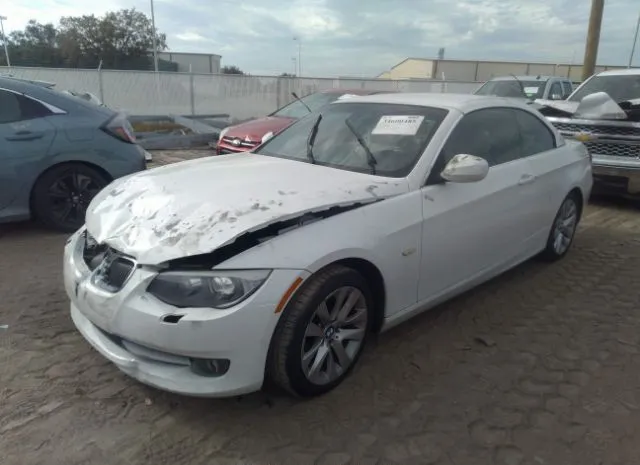 Photo 1 VIN: WBADW3C52BE439826 - BMW 3 SERIES 