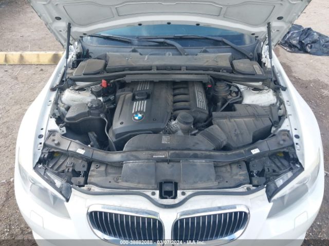 Photo 9 VIN: WBADW3C52CE821520 - BMW 328I 