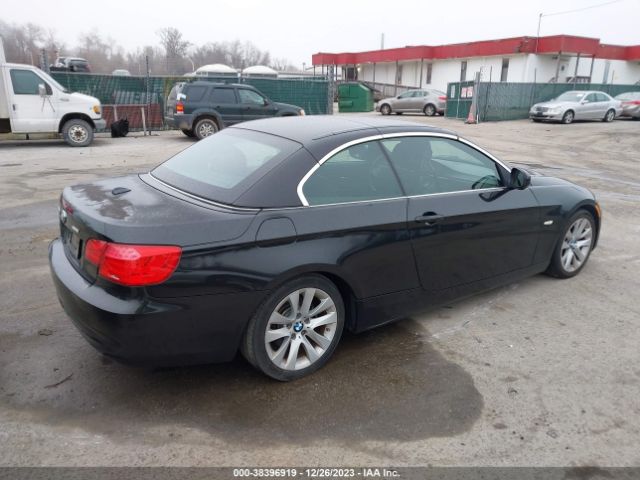 Photo 3 VIN: WBADW3C56BE536236 - BMW 328I 