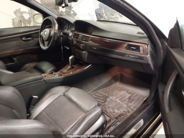 Photo 4 VIN: WBADW3C57BE439627 - BMW 328I 