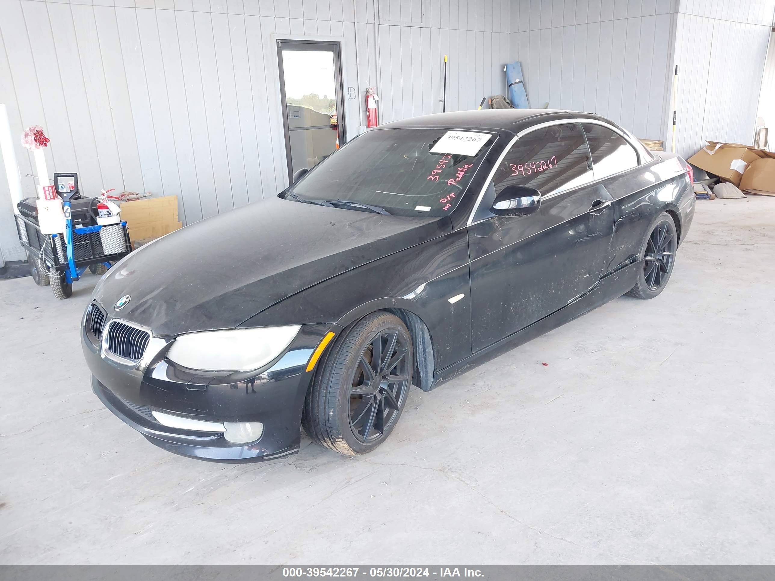 Photo 1 VIN: WBADW3C57BE536844 - BMW 3ER 